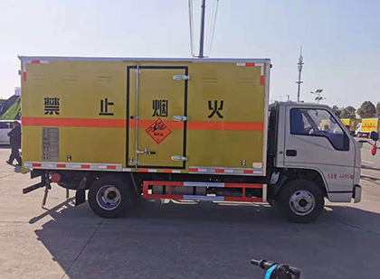 眉县爆破器材运输车
