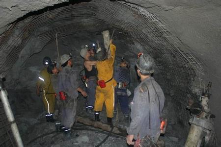 眉县工程爆破中的危险因素分析以及应对工程爆破危险的措施